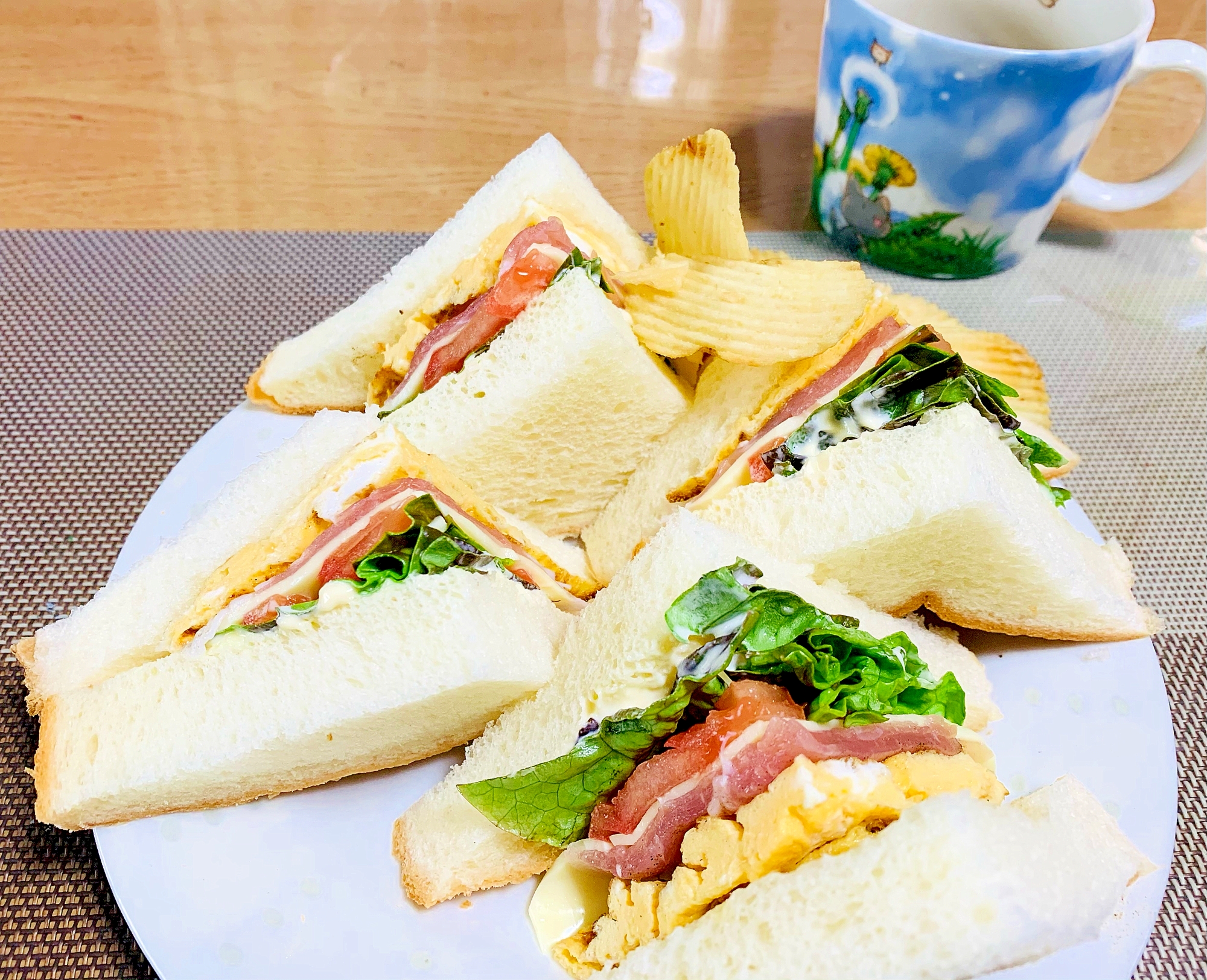 ポテチ添えのカフェ風サンドイッチ レシピ 作り方 By にしちゃんnn 楽天レシピ ポテチ添えのカフェ風サンドイッチ レシピ 作り方 By にしちゃんnn 楽天レシピ