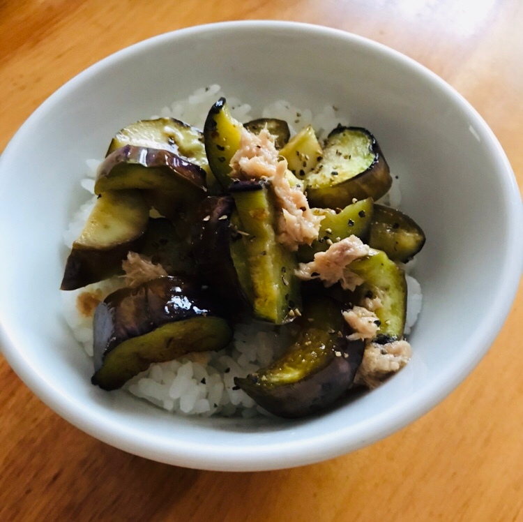 ナスとツナの炒め丼