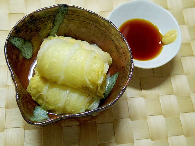 鶏ひき肉のロール白菜