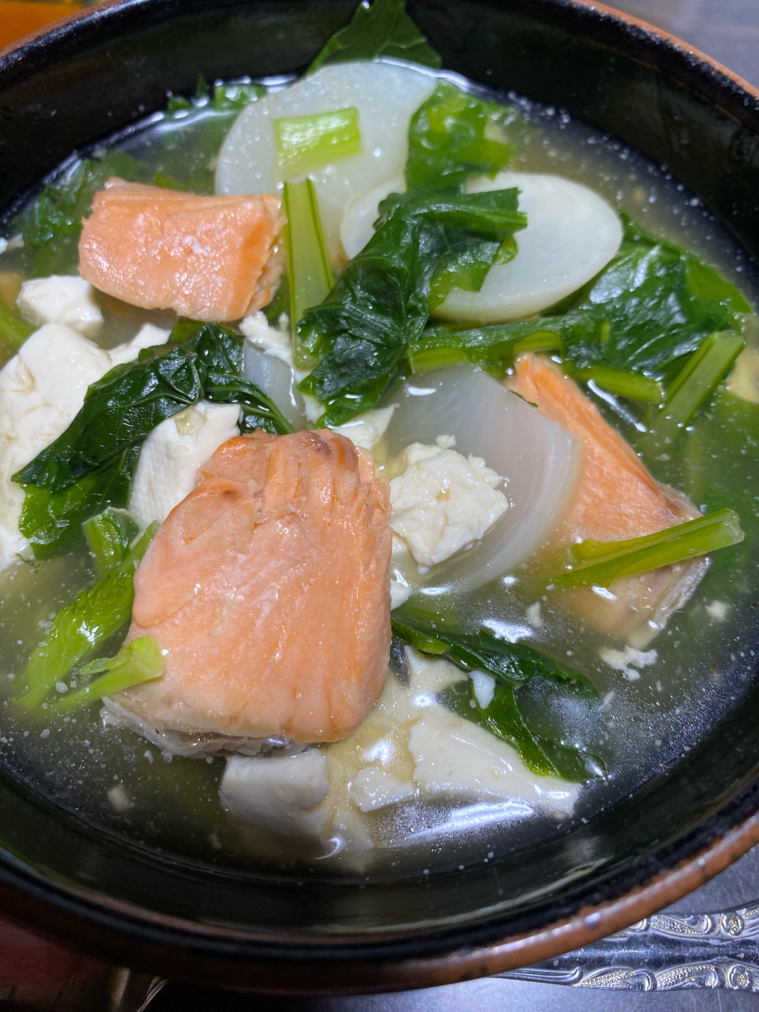鮭と蕪と豆腐のとろみスープ