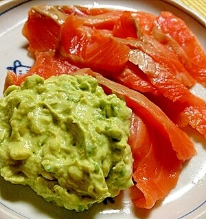 サーモンの料理 トロサーモン お刺身用 サーモン 300g前後 トラウトサーモン 鮭