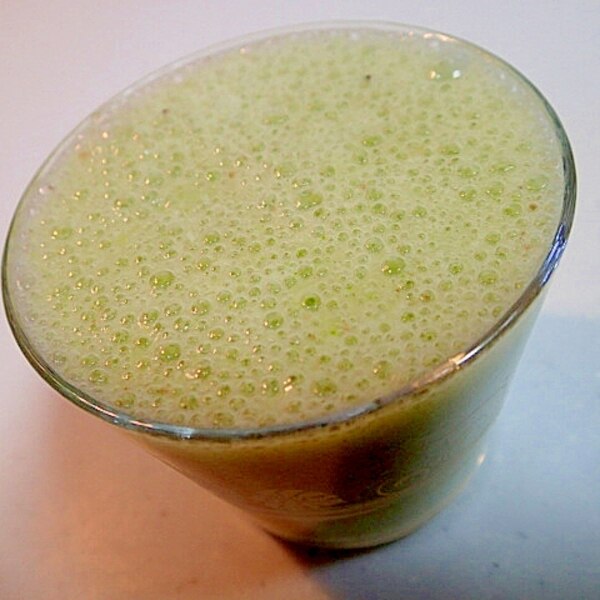 美的に バナナとチンゲン菜のチアシードスムージー レシピ 作り方 By ぷ みぃまま 楽天レシピ 美的に バナナとチンゲン菜のチアシードスムージー レシピ 作り方 By ぷ みぃまま 楽天レシピ