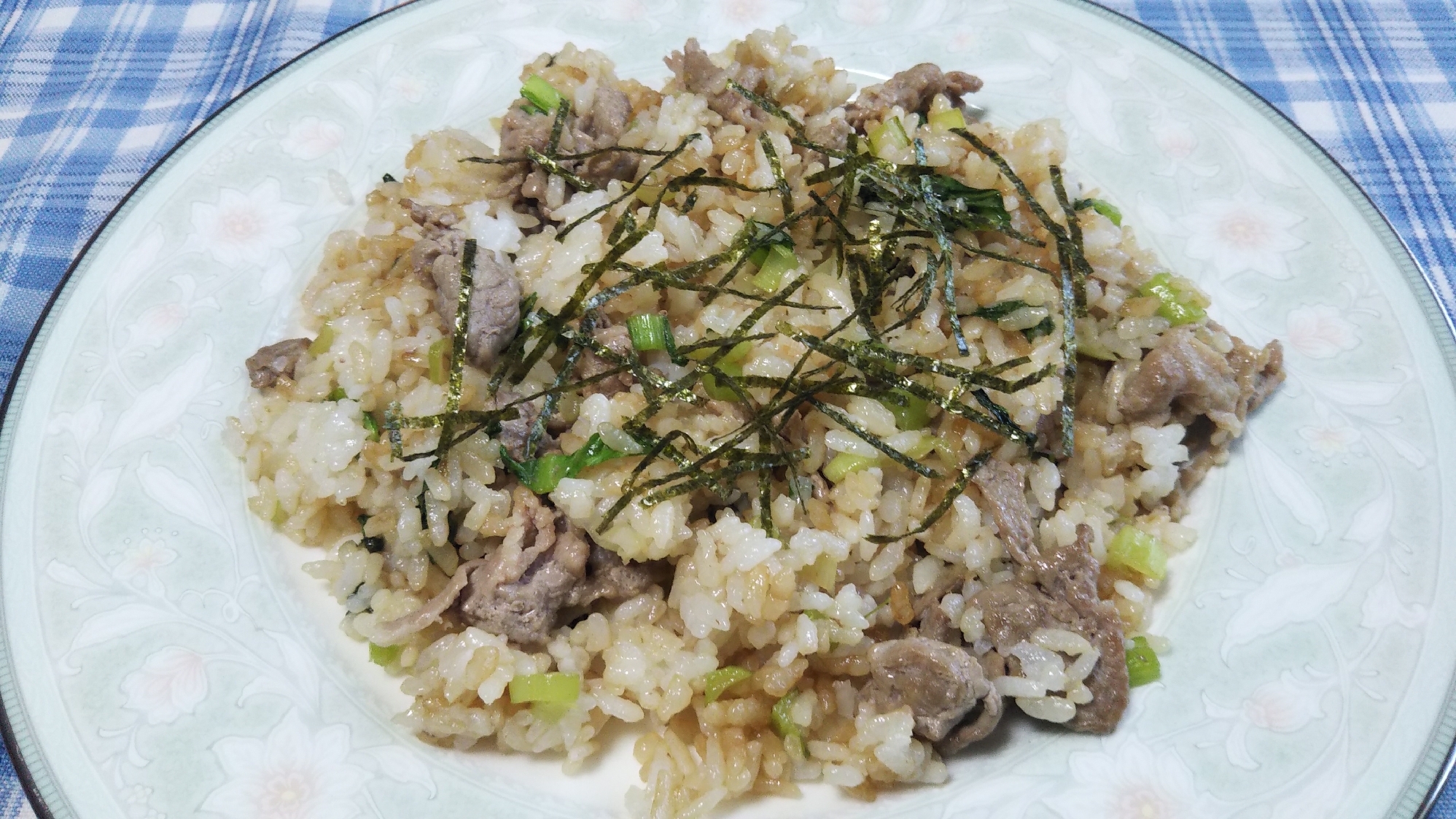 豚肉と小松菜と長ねぎのチャーハン☆