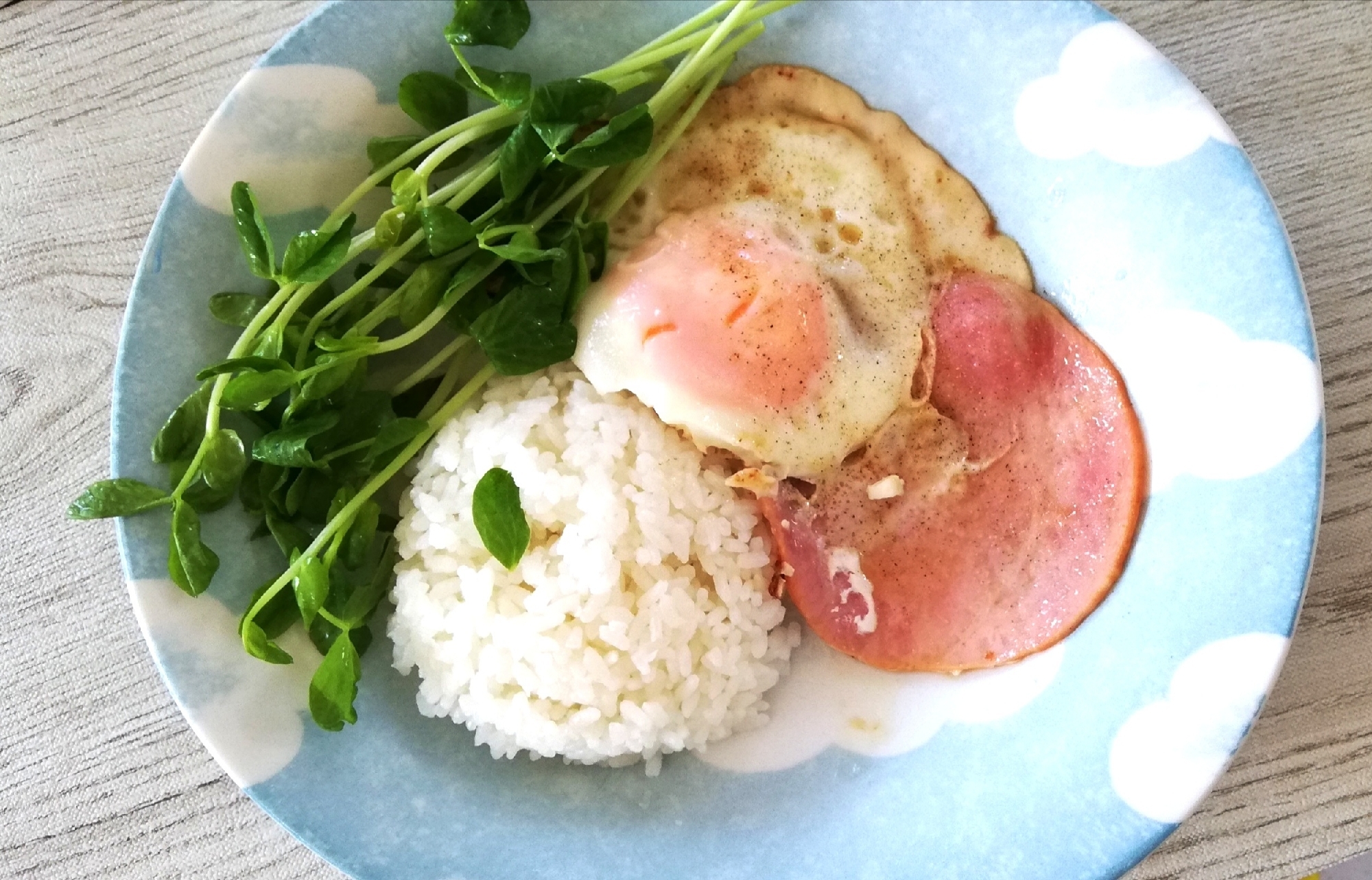 ワンプレート☆ハムエッグ朝食