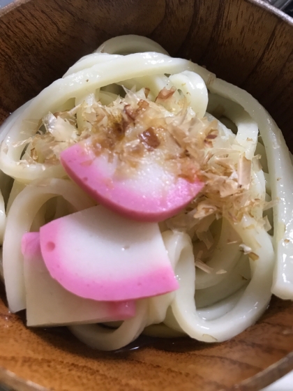 こどもと一緒にお昼にうどんいただきました。簡単に出来て良かったです。