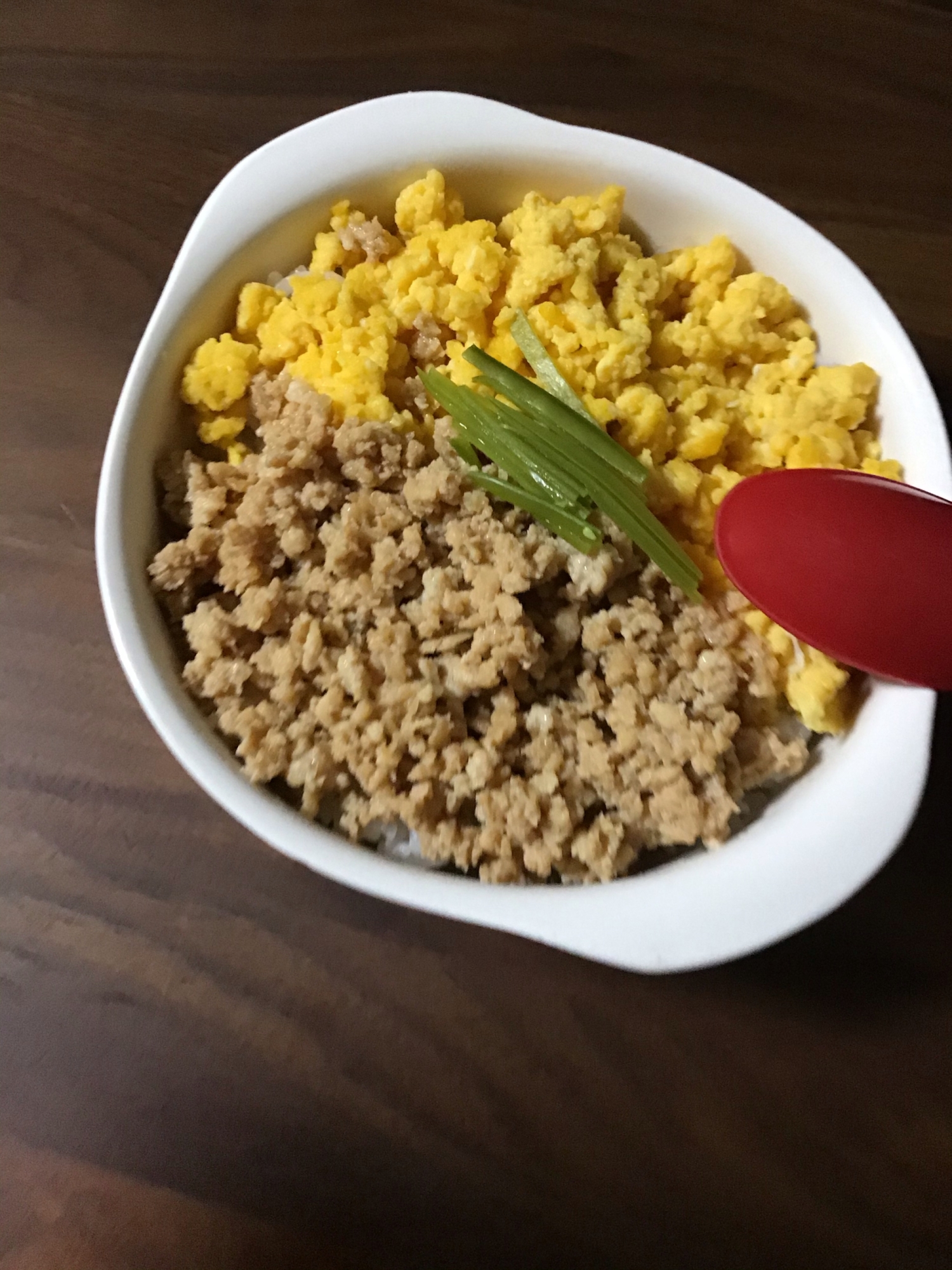 簡単節約！三色鶏そぼろ丼