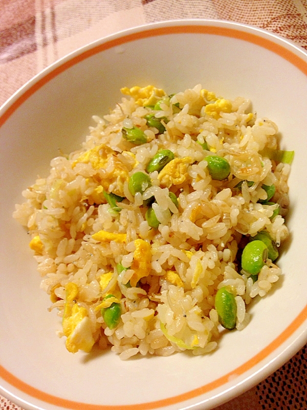 しらすと枝豆のチャーハン