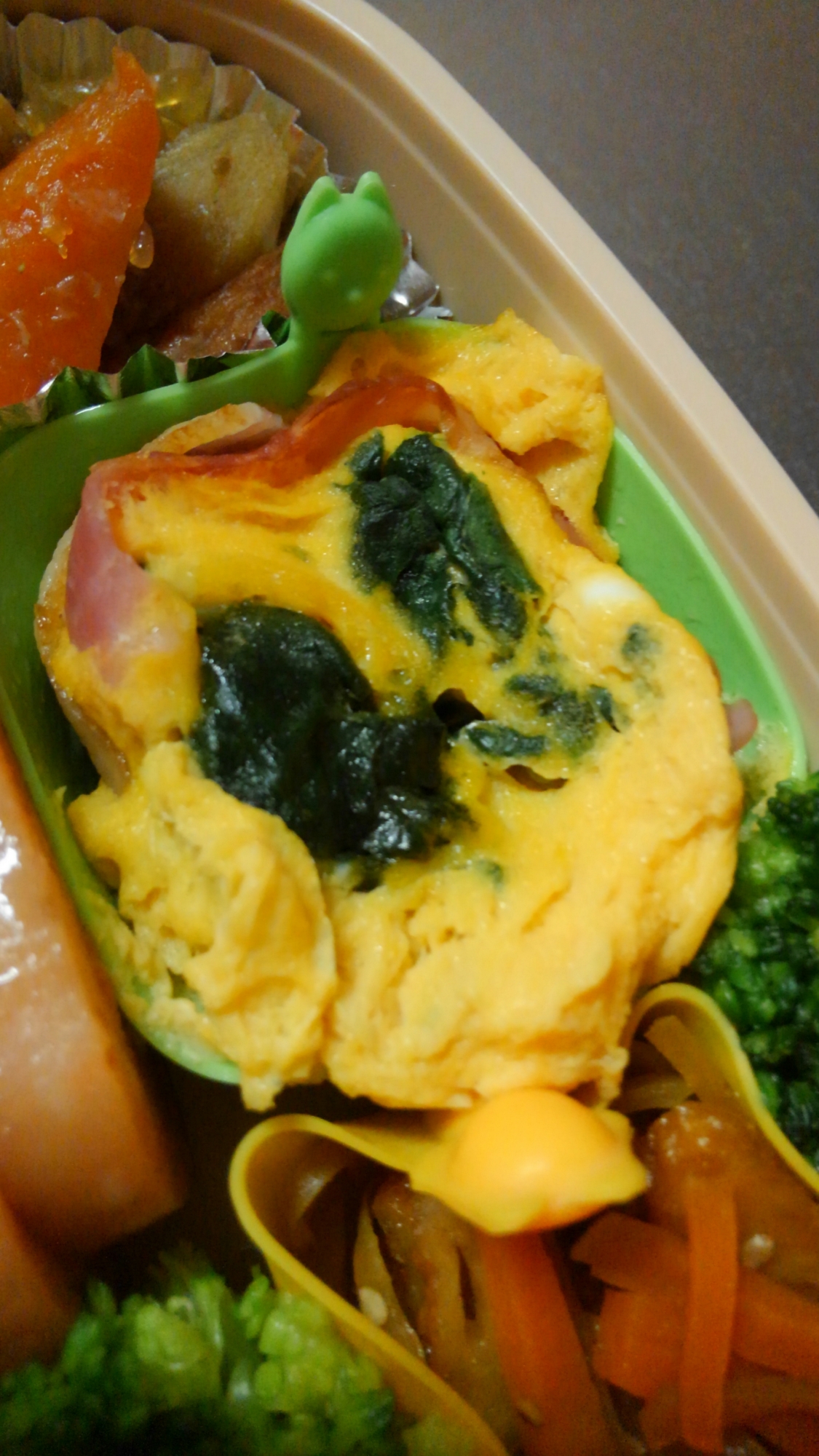 お弁当に最適 卵のベーコンカップ レンジで時短 レシピ 作り方 By もーこ29 楽天レシピ