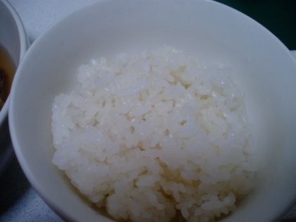 お米がちょっと古くておいしくなかったので、おいしい炊き方が分かって助かりました。
もったいないので、おいしく使い切りたいと思います。