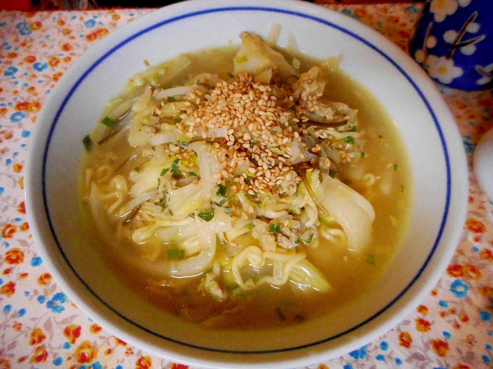 ひき肉と白菜とにんにくニララーメン