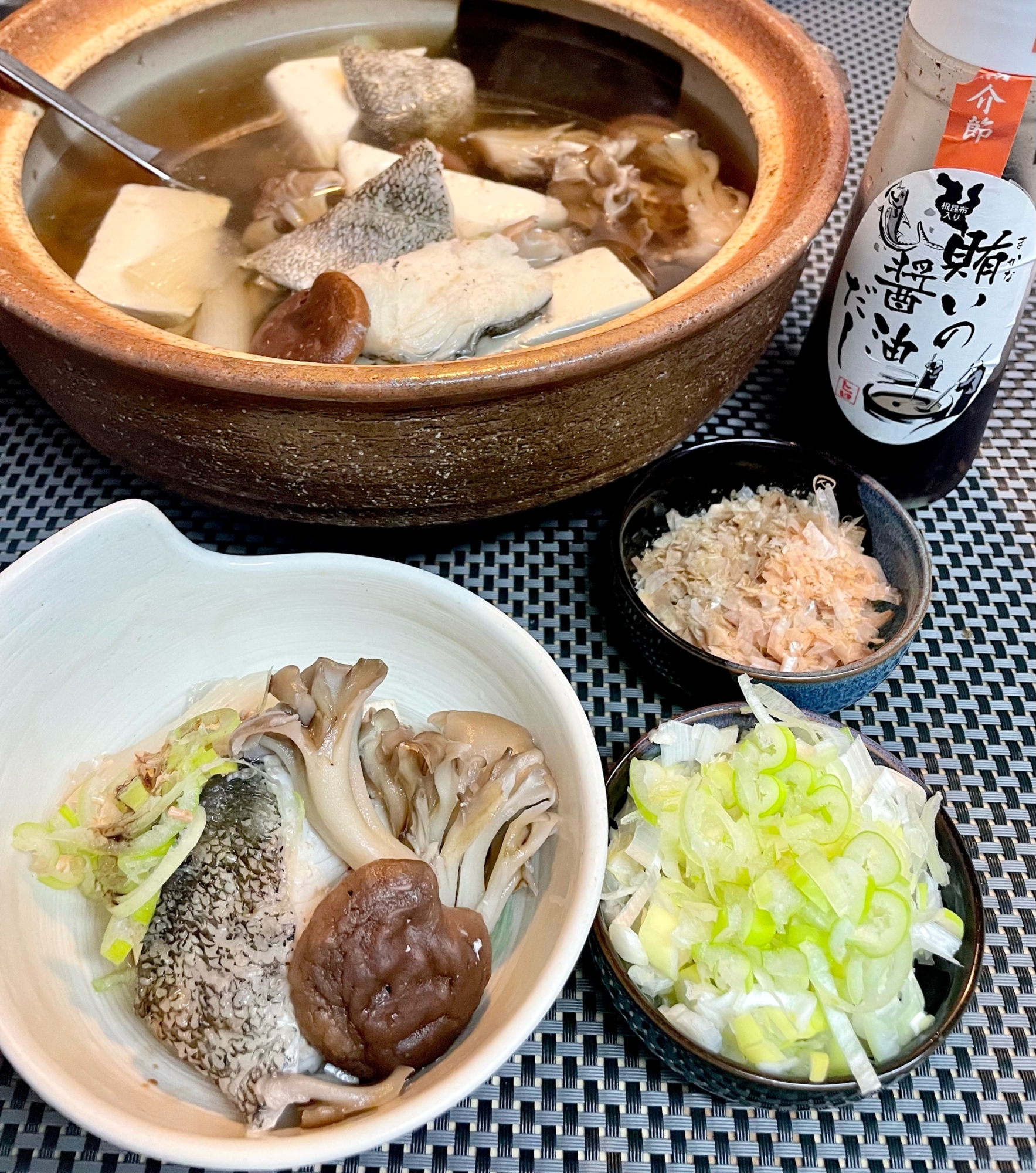 体に良さそう♡きのことタラが入った湯豆腐