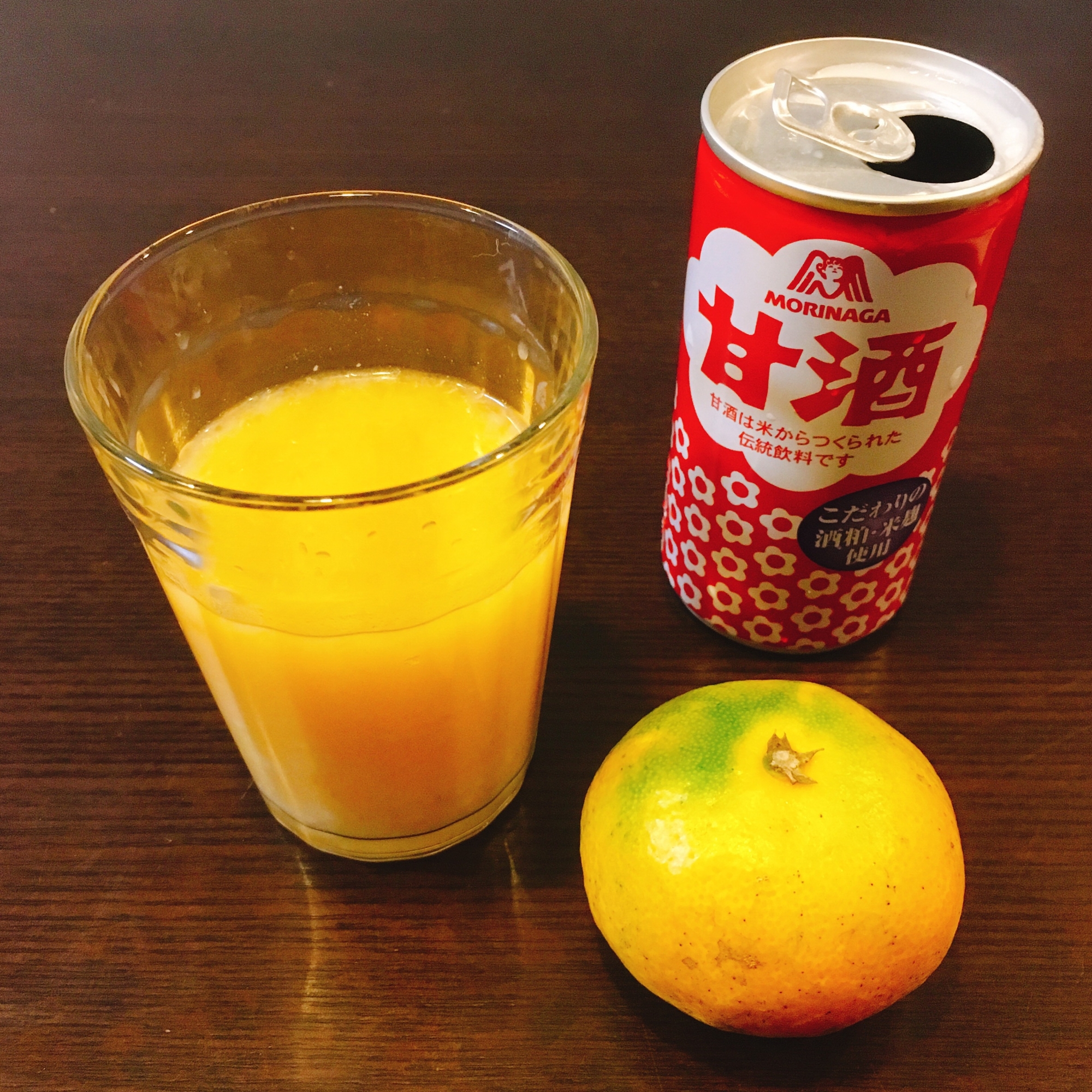 【季節の果物】みかんと甘酒のスムージー