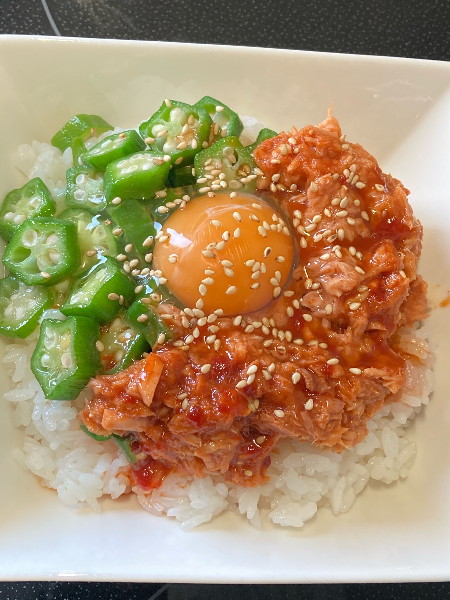 簡単でうまいご飯 ツナユッケ丼 レシピ 作り方 By Sato Min 楽天レシピ