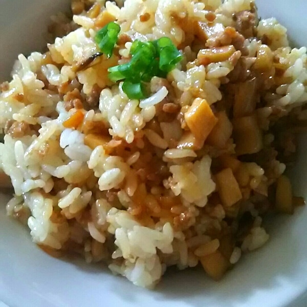 ひき肉とれんこんのシャキッと甘辛チャーハン レシピ 作り方 By Sunflowers 楽天レシピ ひき肉とれんこんのシャキッと甘辛チャーハン レシピ 作り方 By Sunflowers 楽天レシピ