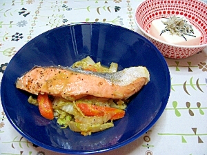 白菜と鮭のチャンチャン焼き。