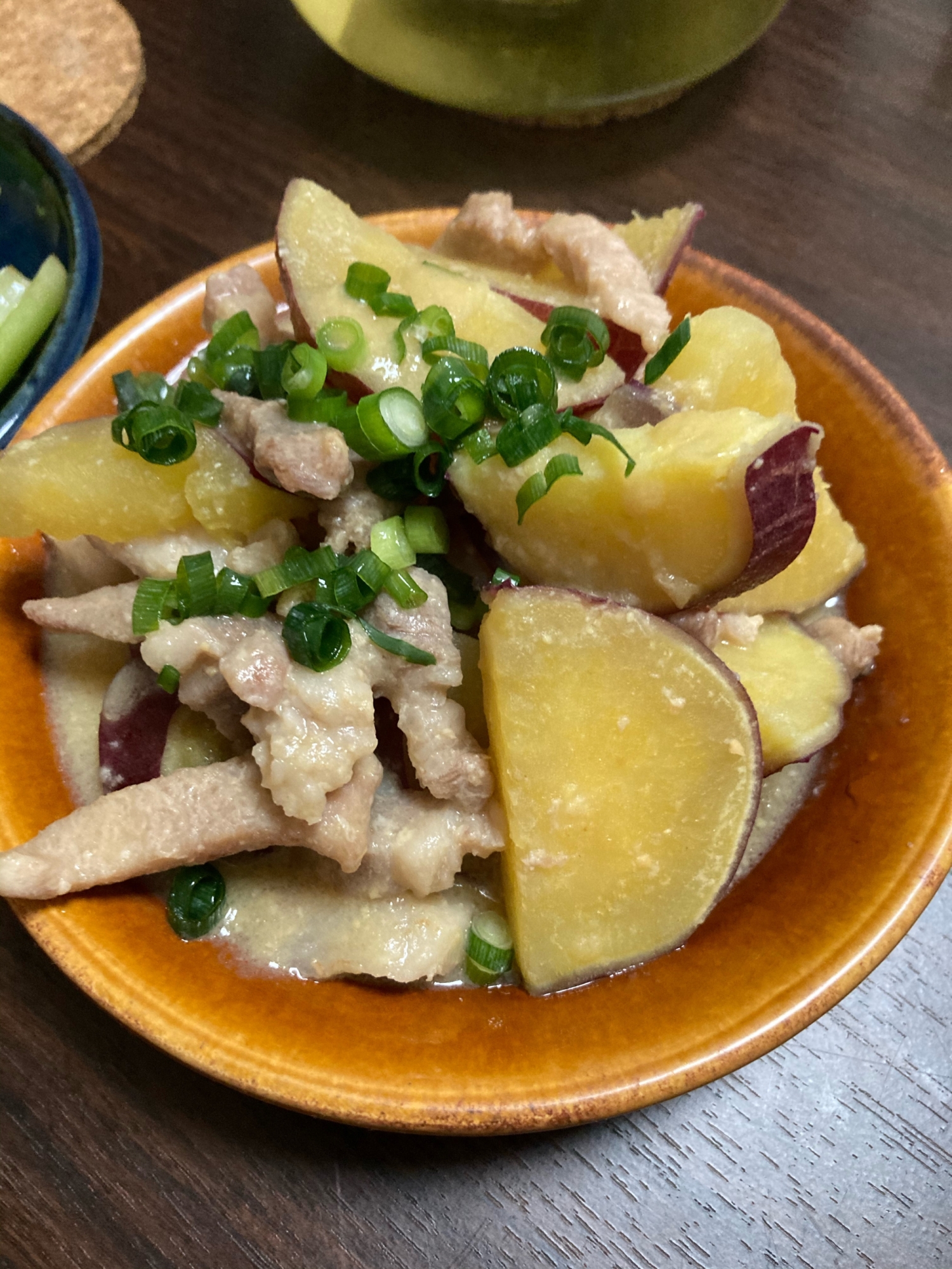 さつまいもと豚肉の味噌煮