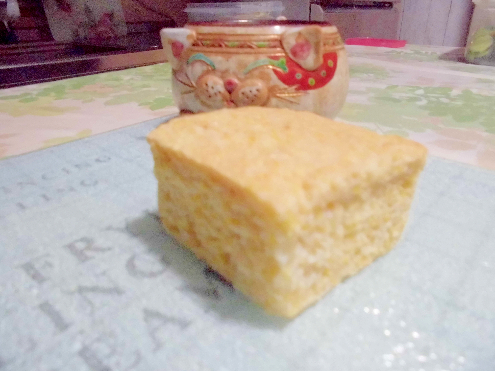 粉チーズ入りのコーンブレッド