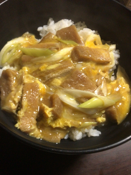 めんつゆde簡単！油揚げの卵とじ丼