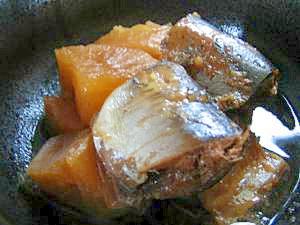 圧力鍋☆１５分で骨まで食べれる秋刀魚の煮付け