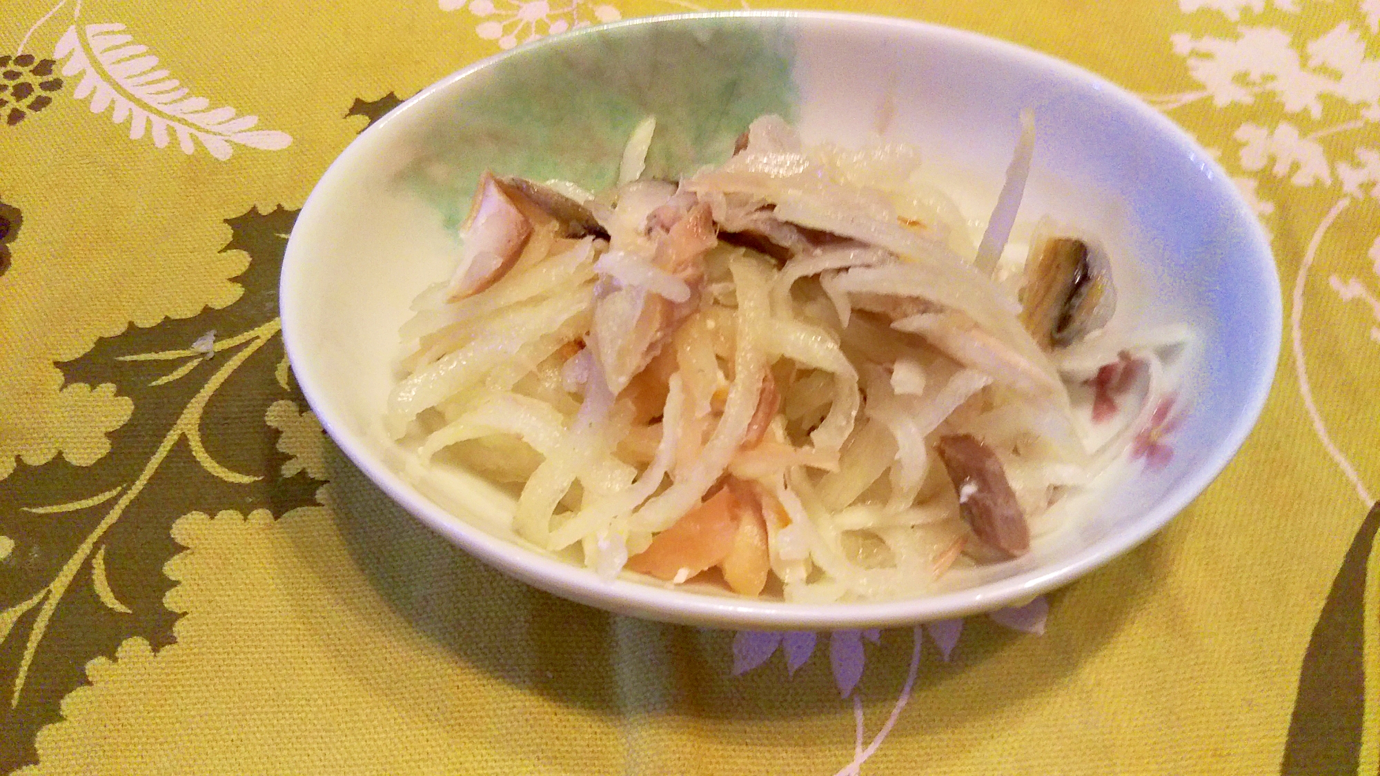 焼き鯖で大根・生姜和え