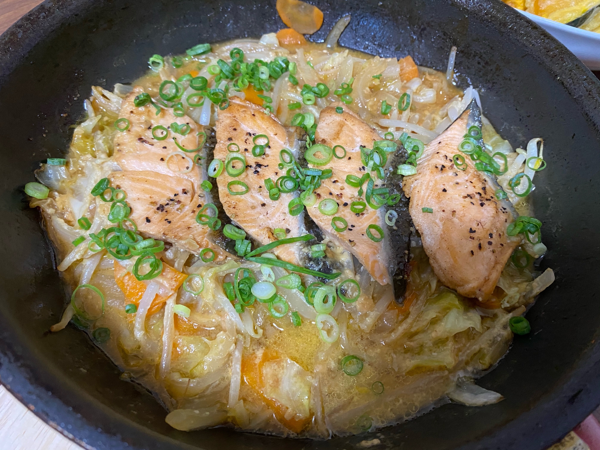 鮭の味噌マヨちゃんちゃん焼き風☆