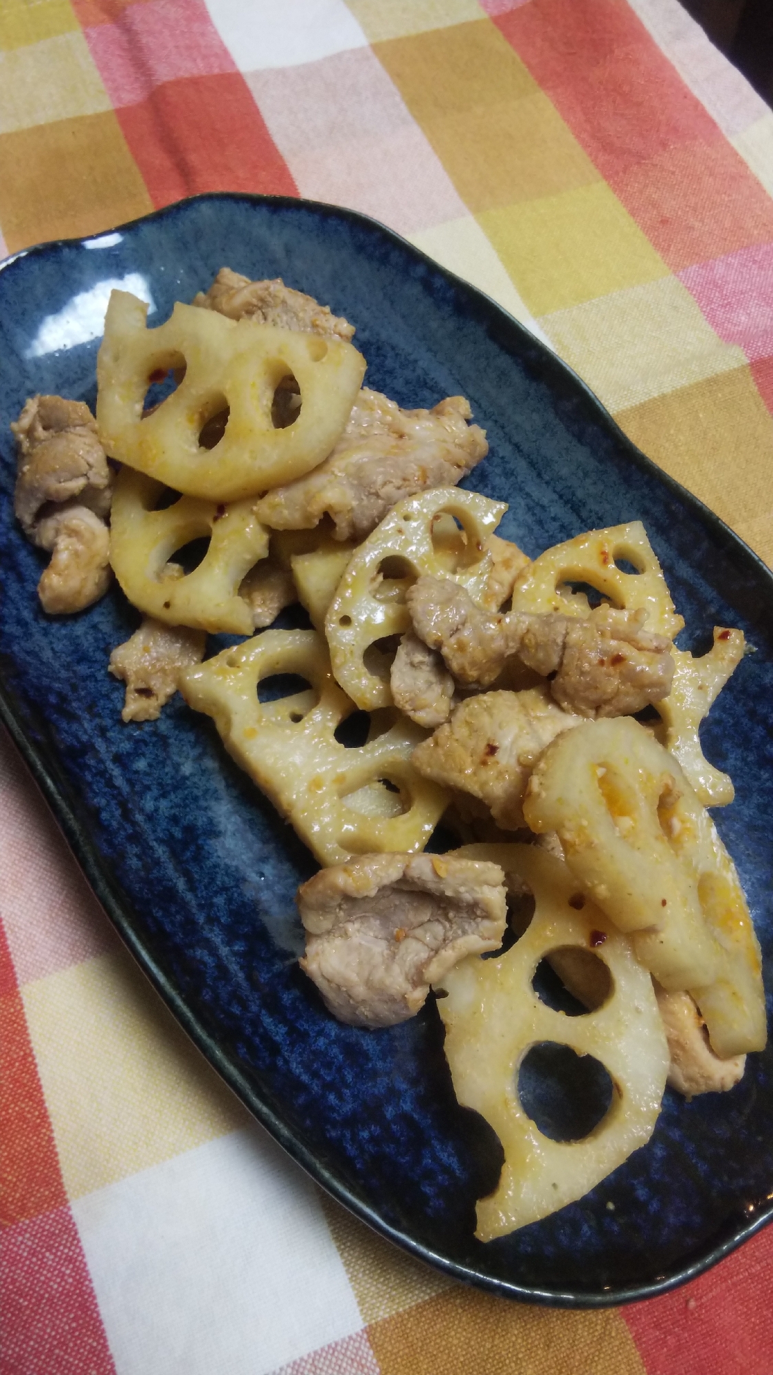 ご飯が進む☆豚肉とれんこんのピリ辛味噌炒め