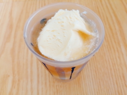 ほうじ茶にアイスとは素敵な組み合わせですね(*^-^*)
暑い時期にぴったりで美味しかったです♪