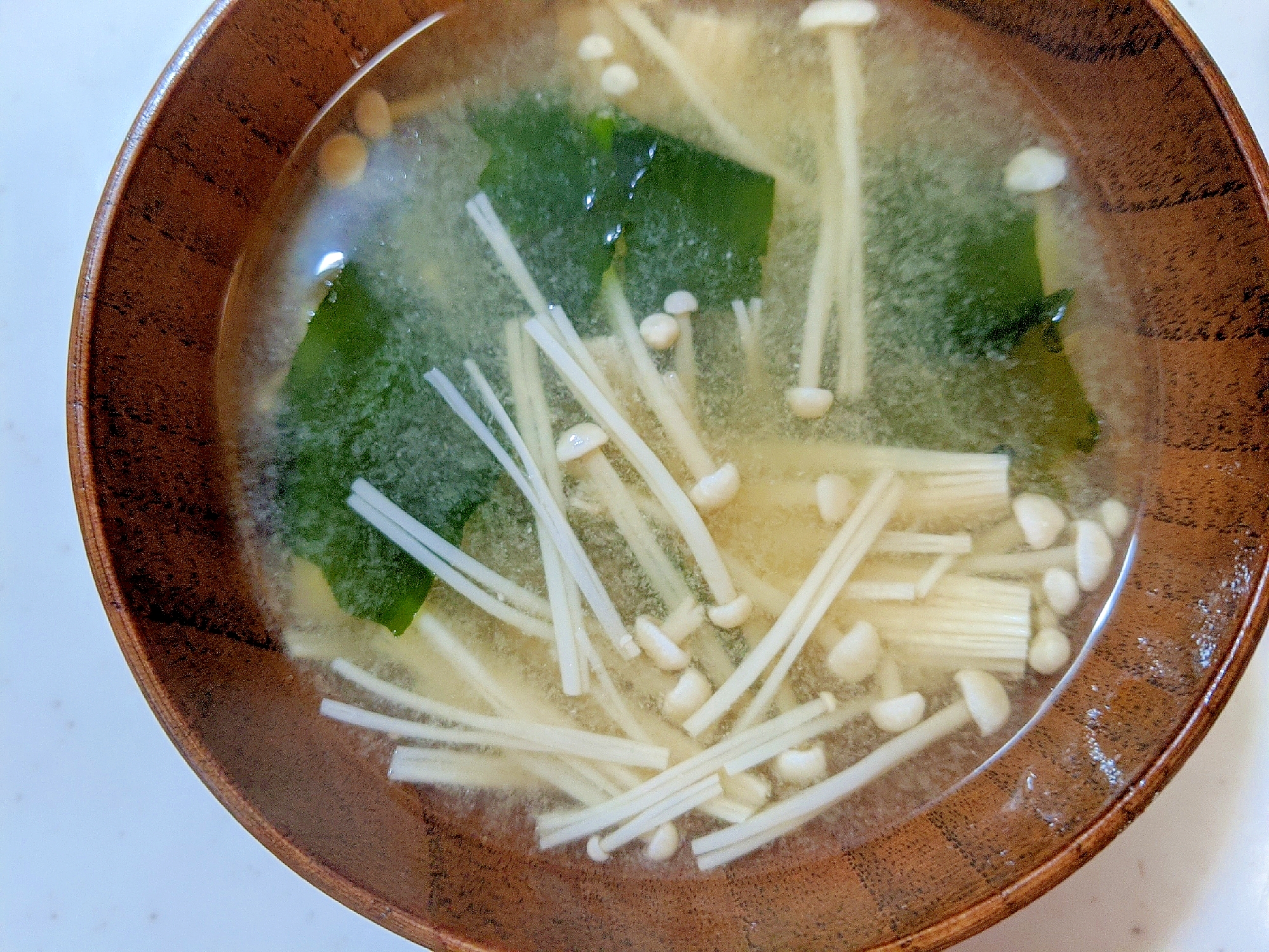 ワカメとえのきの味噌汁