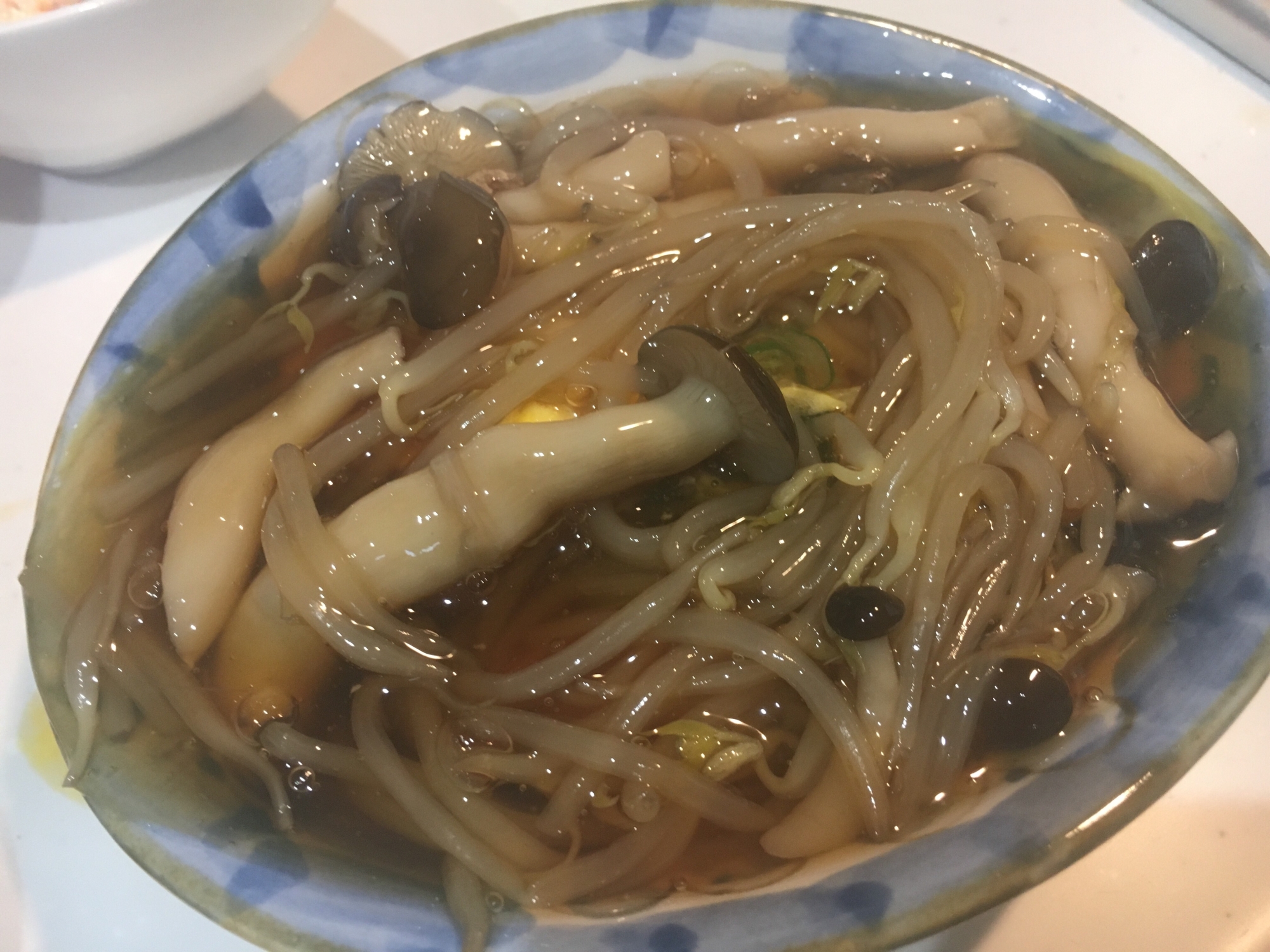 しめじともやしのあんかけ玉子焼き