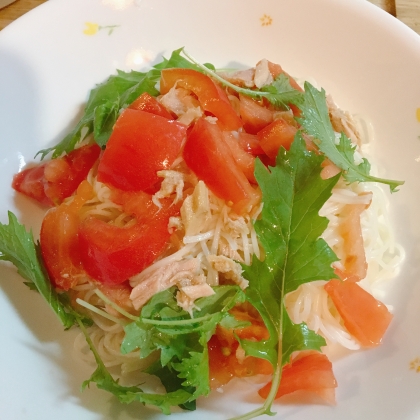 茹でて和えるだけの簡単綺麗な冷製パスタ♡。夏バテ気味の胃にもとても優しくて、ひんやり美味しいレシピでした٩(๑′∀ ‵๑)ご馳走さまでした♩