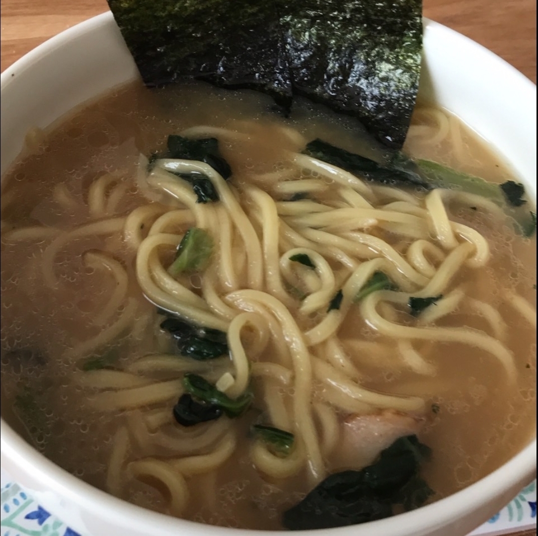 ほうれん草と海苔の味噌ラーメン