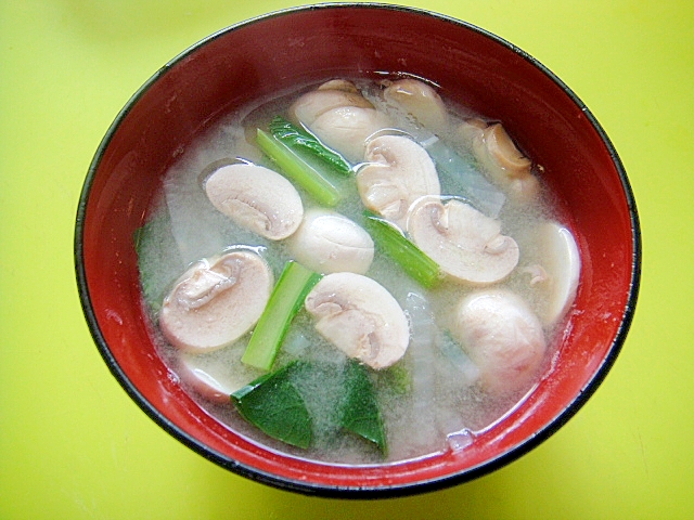 大根とマッシュルーム小松菜の味噌汁