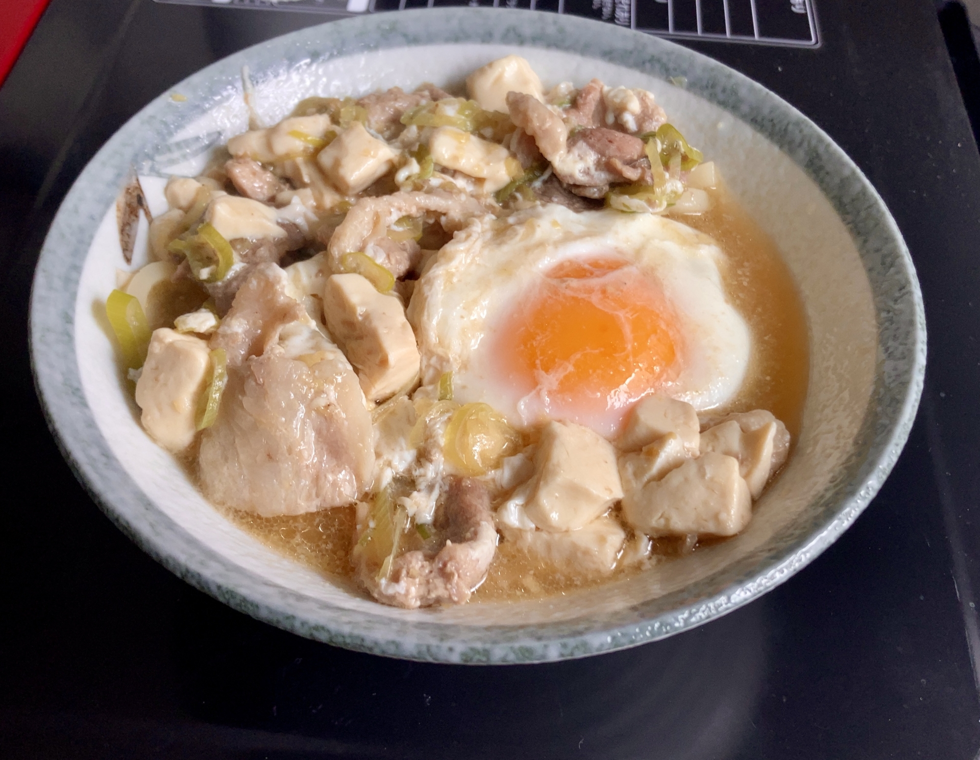 すき焼き風うどん煮込み