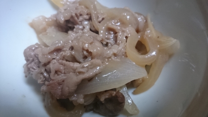 焼き肉がとっても美味しかったです。ちょっと甘めの味付けで、玉ねぎも美味しかったです。ご馳走様です！