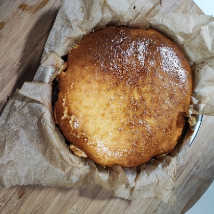 手作りチーズのベイクドチーズケーキ