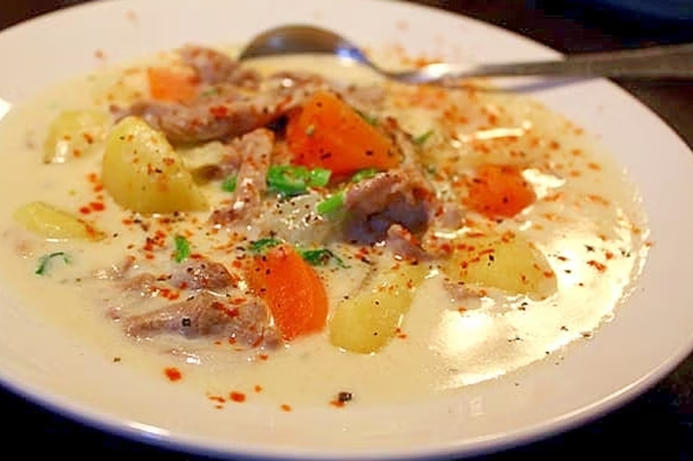 肌寒い日はこれで決まり！あったかシチューレシピ8選