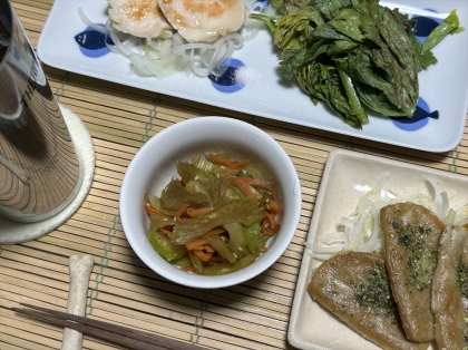 ヘルシーで美味しい♪セロリとニンジンのきんぴら