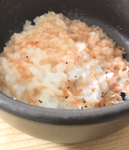 鶏皮☆鶏皮と人参と舞茸の炊き込みご飯