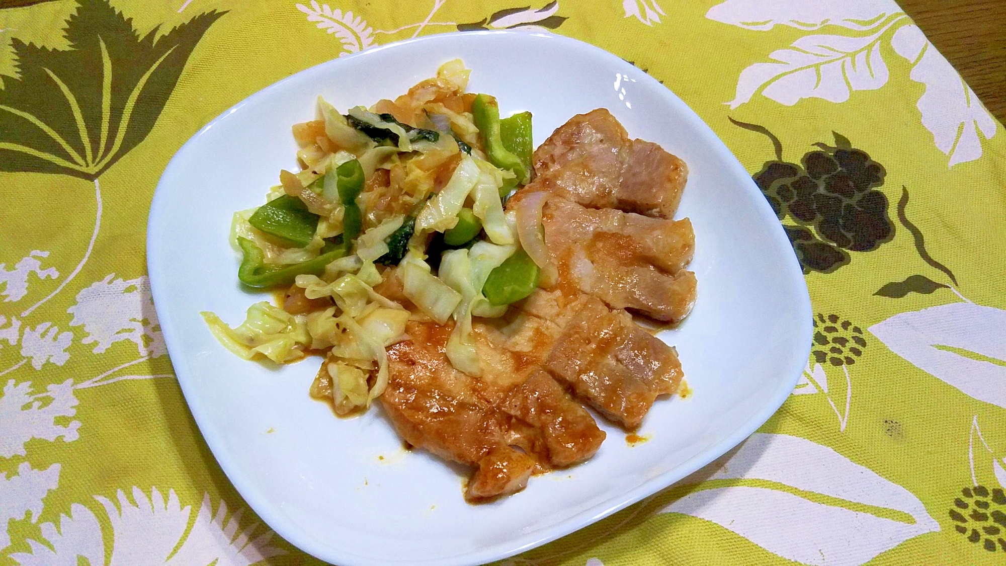 豚ロース、ｲﾁｼﾞｸｺﾝﾌｨﾁｭｰﾙｿｰｽで