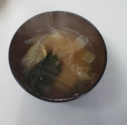 白菜とたまねぎのお味噌汁