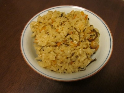 恵方巻きに夢中になってうっかり食べ損ねた福豆を有効活用できました！手軽なのにおいしくていいですね♪