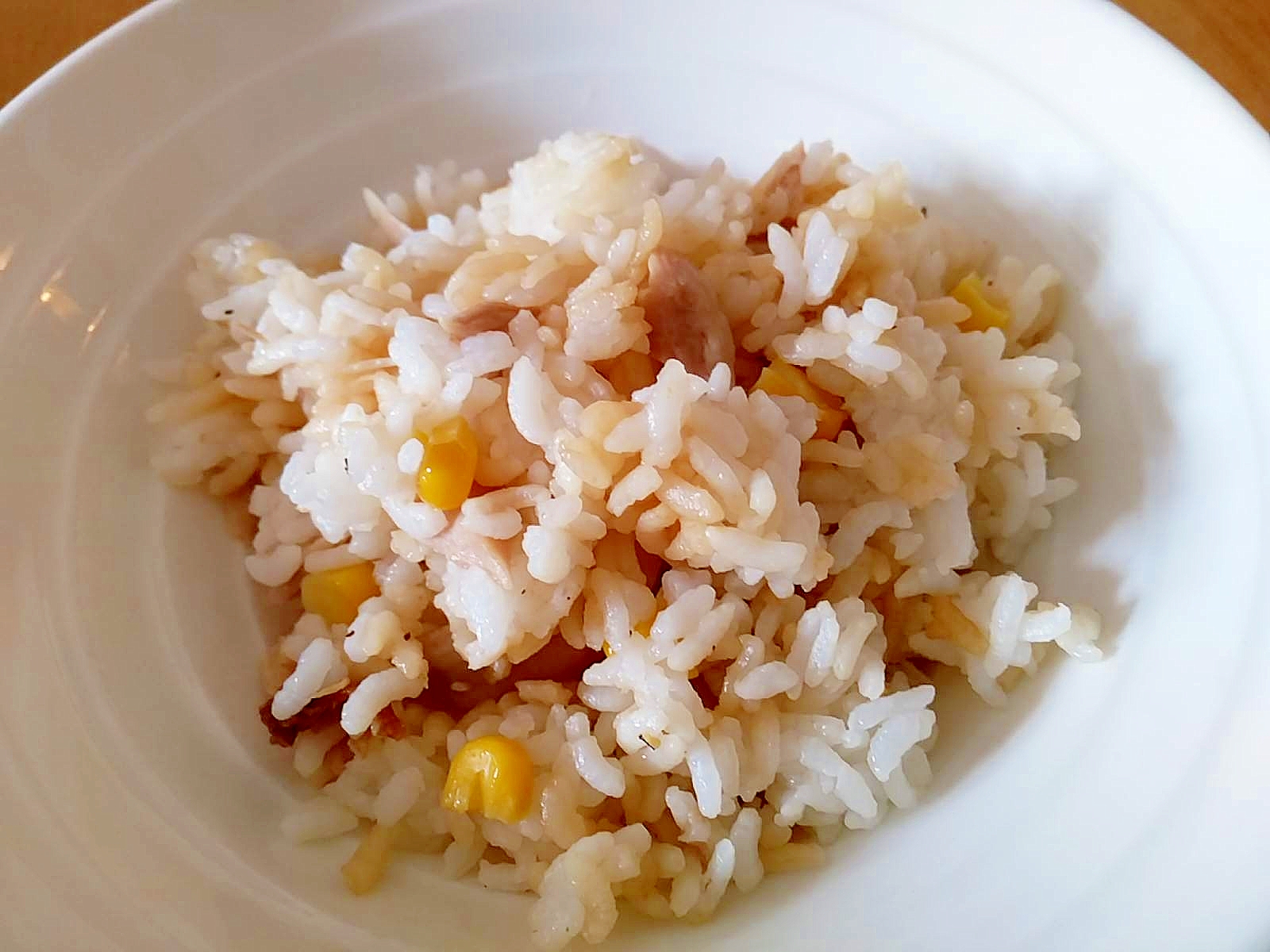 コーンとローストチキンのチャーハン