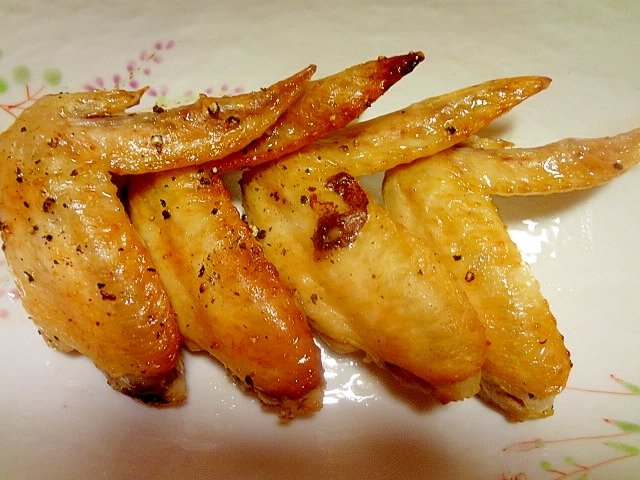 簡単おいしい。ナムル味の手羽先焼き