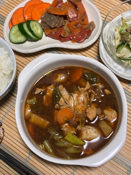 我が家の味噌仕立て豚汁(ぶたじる)