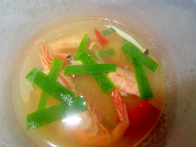 海老と韮パプリカスープ
