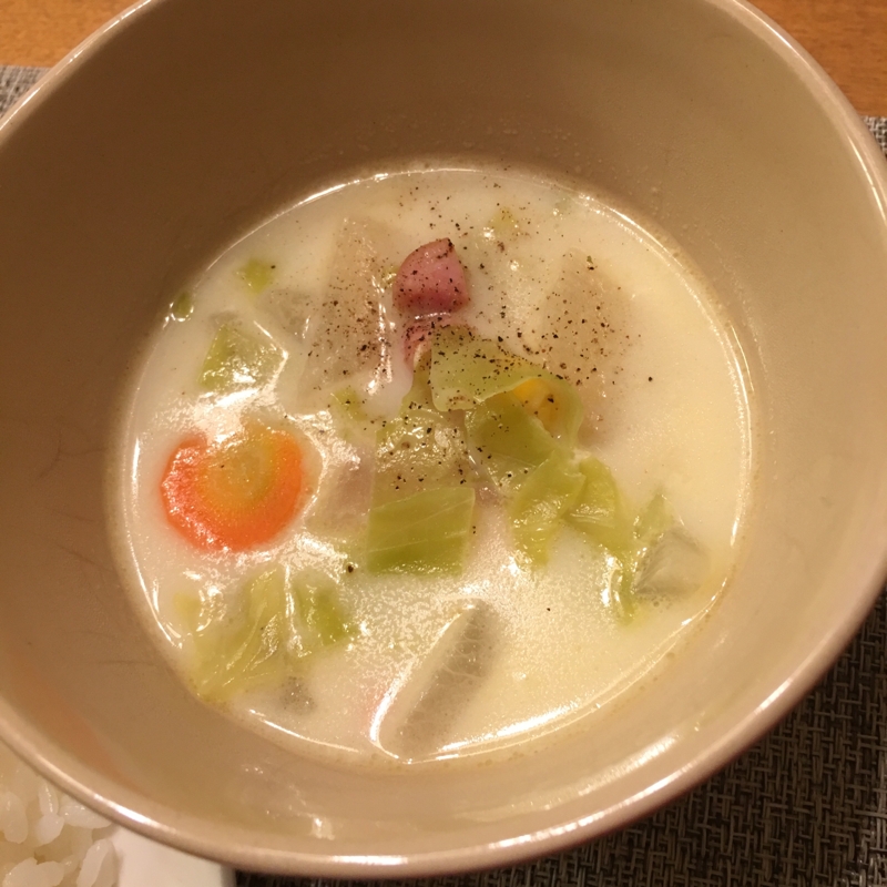 シチュールー使用☆具沢山なミルクスープ