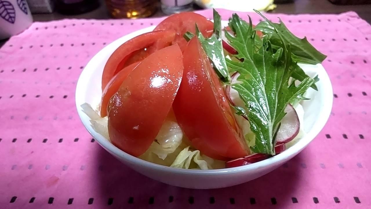 トマト・キャベツ・水菜サラダ