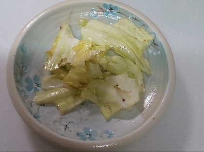 キャベツとしらすのオリーブオイル炒め