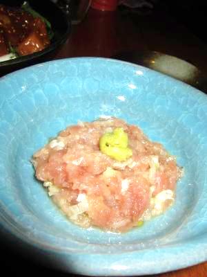 筋の多い大トロ部分はたたいちゃいましょう♪ネギロト