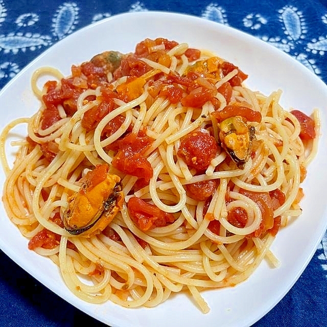 ムール貝のトマトスパゲティ